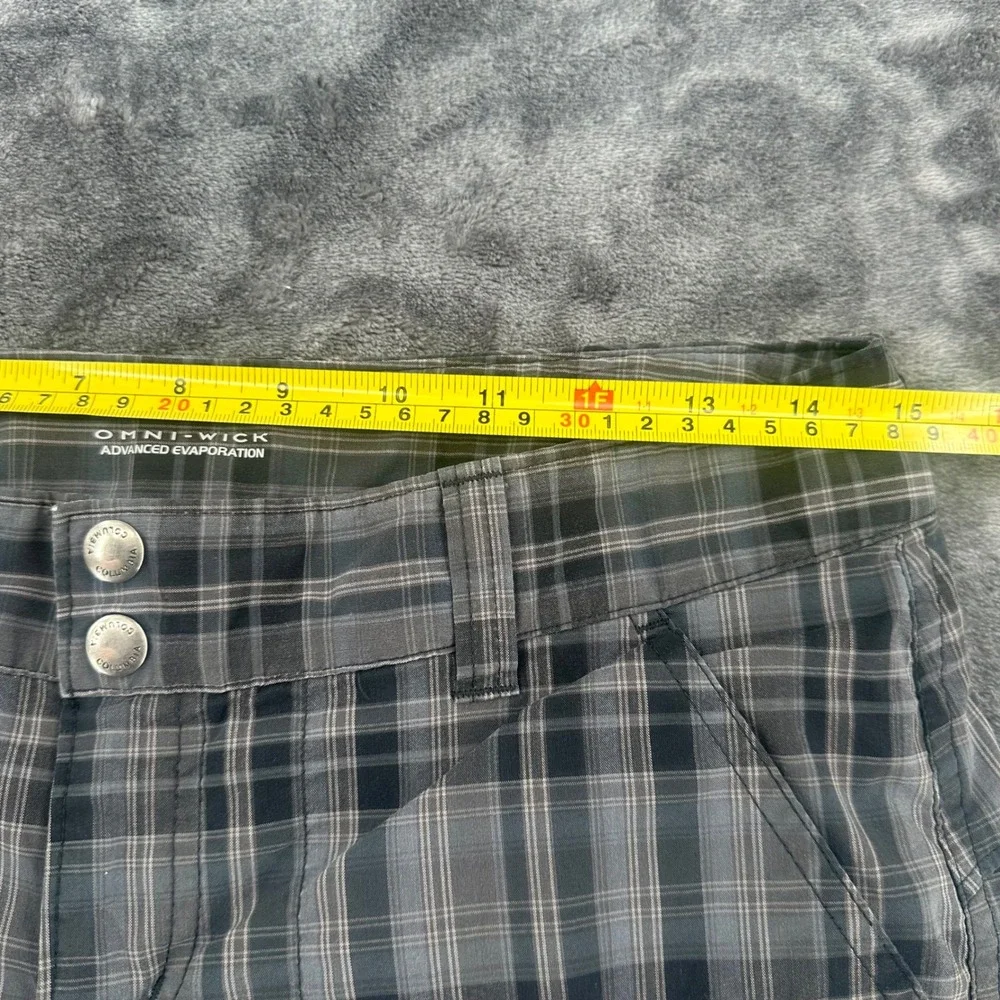 Columbia Omni-Wick Mens Plaid Shorts Gray Black Hiking Outdoor Size 30 Inseam 11